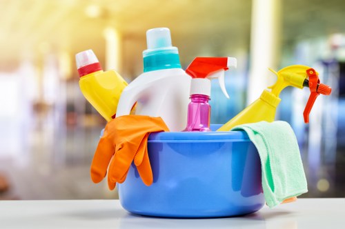 Office cleaning service in SE4 for local workplaces