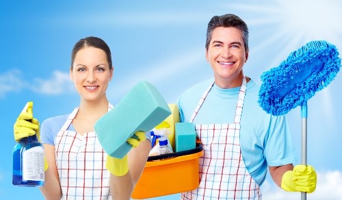 Deep carpet cleaning process for a residential room in SE4
